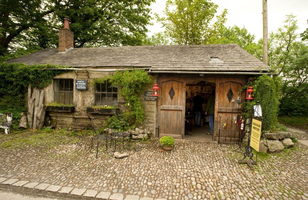 The Buck Inn, Malham Exterior foto