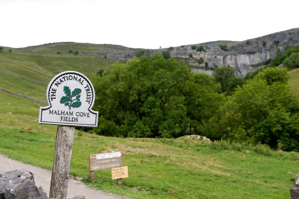 The Buck Inn, Malham Exterior foto